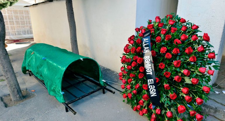 Azərbaycanda dosent öldü - FOTO