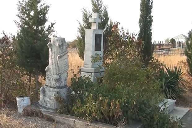 Göygölə köçürülən almanların qəbirləri indiyədək qorunub saxlanılır - VİDEO