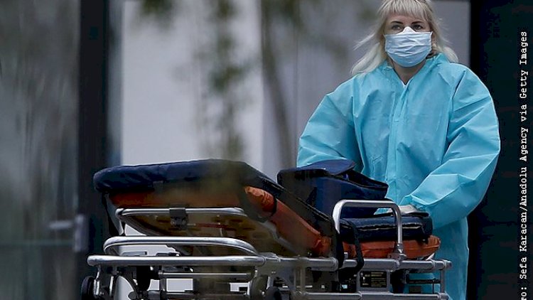 Rusiyada COVID-dən ölənlərin sayı azalmır