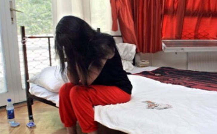 Gecə yarısı gizlicə evə girdi, qonşunun 13 yaşlı qızını dəfələrlə zorladı, sonra... - Azərbaycanda ŞOK OLAY