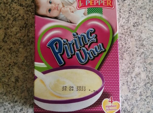 “Bolluq LTD”-yə məxsus uşaq yeməyindən bit çıxdı – VİDEOFAKT