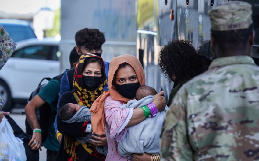 ABŞ hər bir əfqan qaçqına 2 min dollardan artıq maddi yardım edəcək