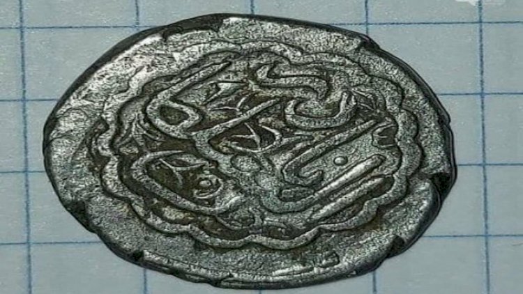 Gəncə xanlığının gümüş pulunu 2 milyon 740 min dollara satmaq istəyən kimdir... - Fotolar