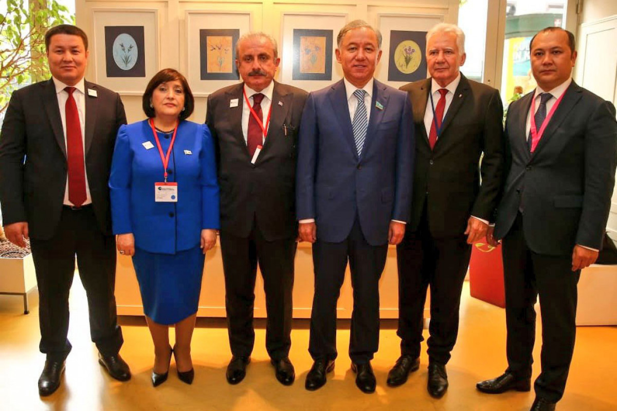 Sahibə Qafarova Vyanada TÜRKPA-ya üzv ölkələrin spikerlərinin ziyafət yeməyinə qatılıb