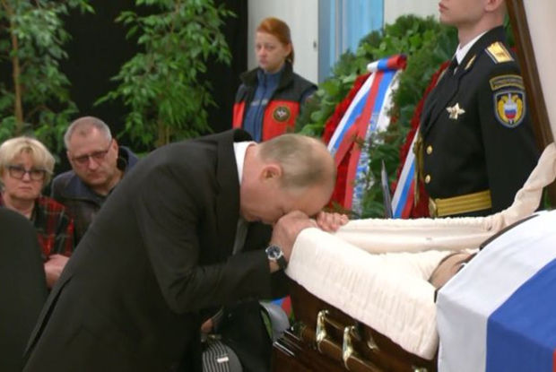 Putin Ziniçevlə vida mərasimində göz yaşlarını saxlaya bilmədi - VİDEO