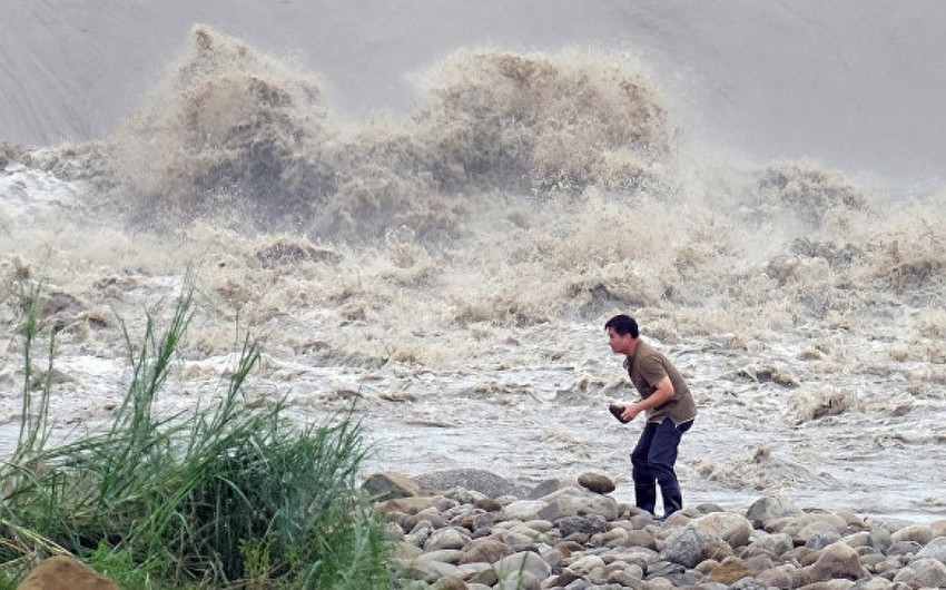 Şanxayda tayfuna görə 330 mindən çox insan təxliyə edilib