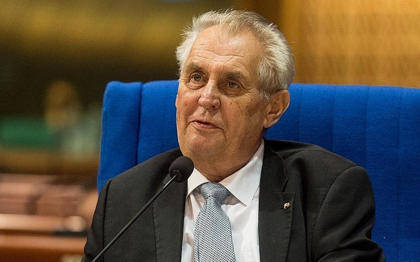 Çexiya Prezidenti hospitala yerləşdirilib