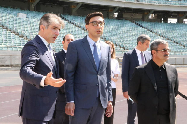 Fərid Qayıbov Cüdo Federasiyasının fəaliyyəti və Bakı Olimpiya Stadionu ilə tanış olub - FOTO