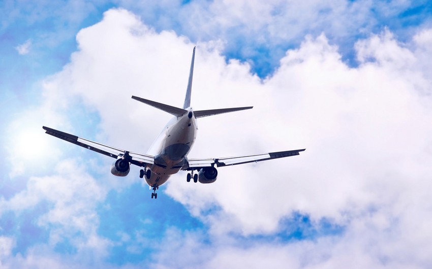 Türkiyədən Rusiyaya uçan sərnişin təyyarəsi qəza siqnalı verib