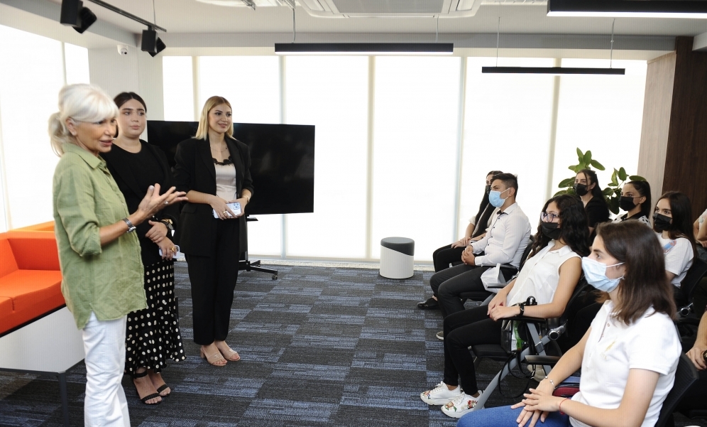 Medianın İnkişafı Agentliyi “MEDİA könüllüləri” üçün peşəkar inkişaf təlimlərinə başlayıb