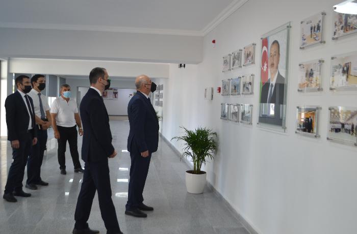 Mingəçevirdə yeni təmir olunan məktəbə baxış keçirilib - FOTOLAR