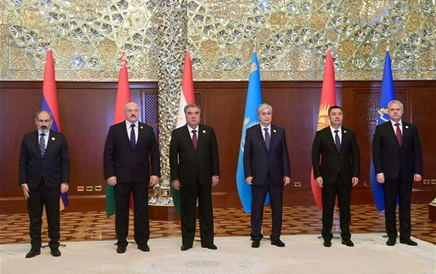 Paşinyan yenə biabır oldu - Video