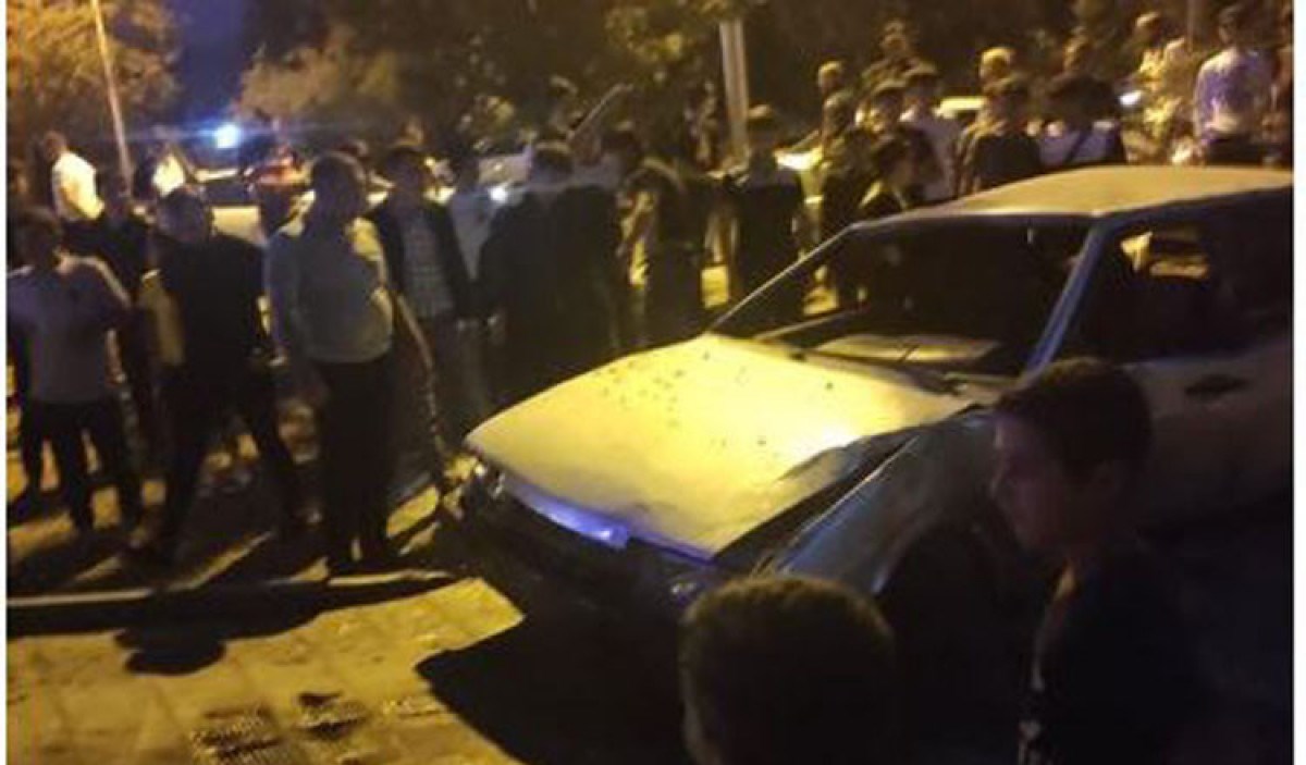 Mingəçevirdə idarəetmədən çıxan avtomobil aşıb - FOTO