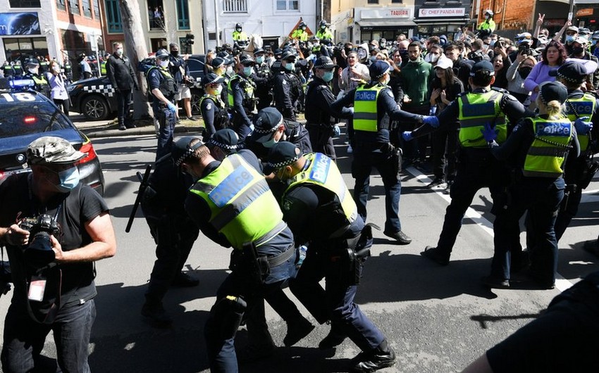 Avstraliyada əhalinin peyvəndlənməsinə qarşı etiraz aksiyaları keçirilib