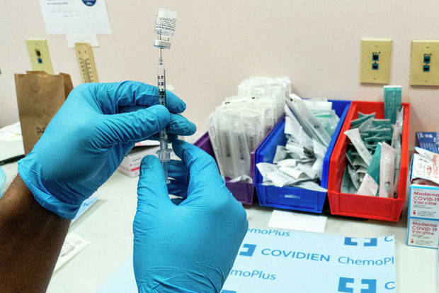 Главный инфекционист США рассказал, как снизить смертность от COVID-19