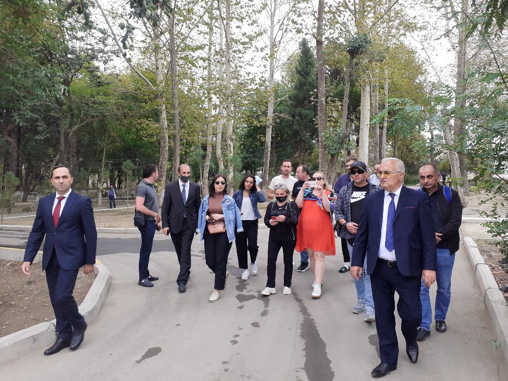 Gürcüstan jurnalistləri Gəncə şəhərində səfərdədirlər - FOTO