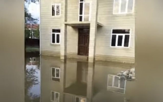 Balakəndə çay daşdı, 25 ailə təxliyyə olunmalıdır - Rəsmi