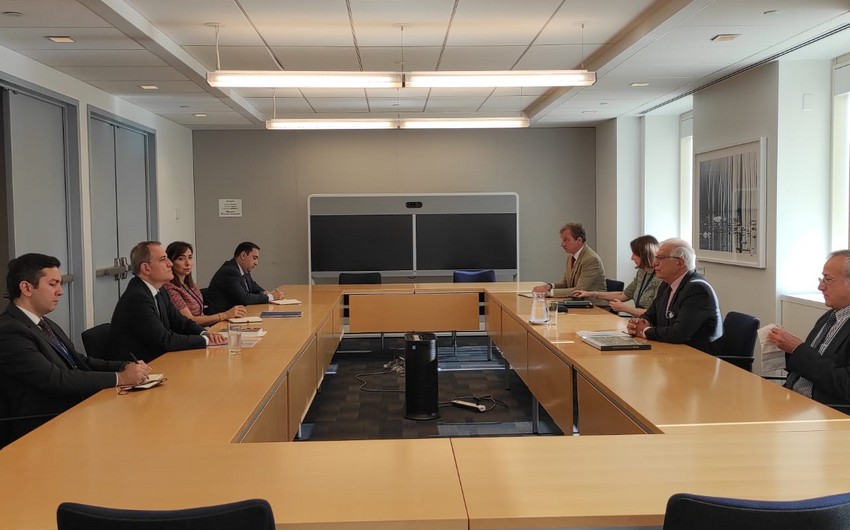 Ceyhun Bayramov Avropa İttifaqının xarici və təhlükəsizlik məsələləri üzrə ali nümayəndəsi ilə görüşüb