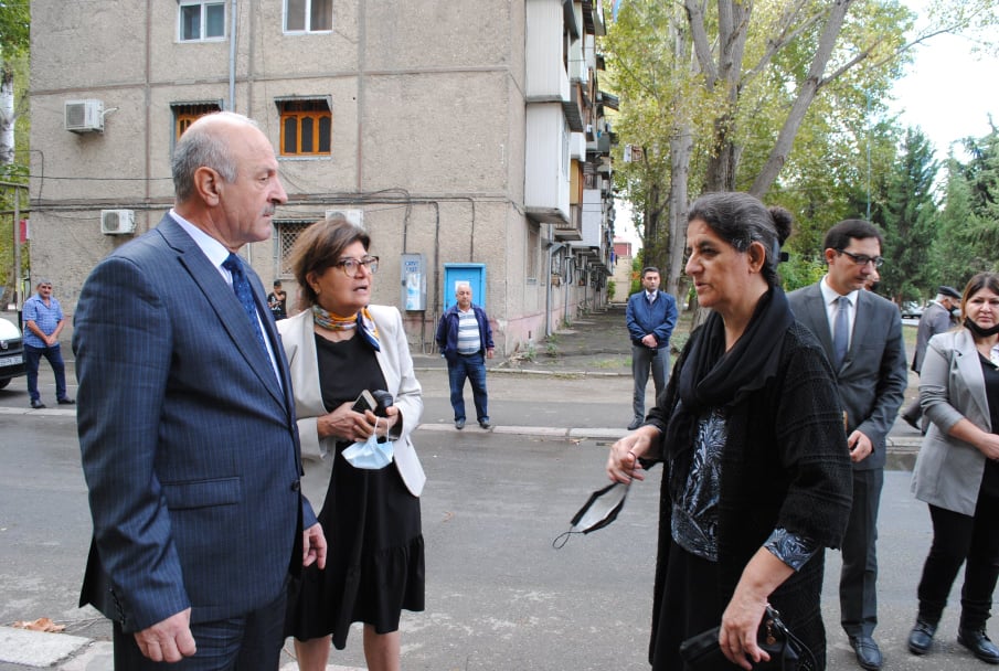 Mingəçevirdə şəhidlərin xatirəsi kütləvi ağacəkmə ilə anıldı - FOTOLAR