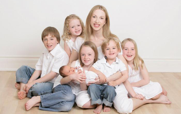 Üç yox, beş övladı olan qadınlar çoxuşaqlı ana sayılacaq - Rəsmi