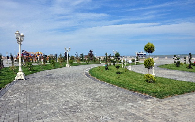 Sumqayıt bulvarında bıçaqlanma