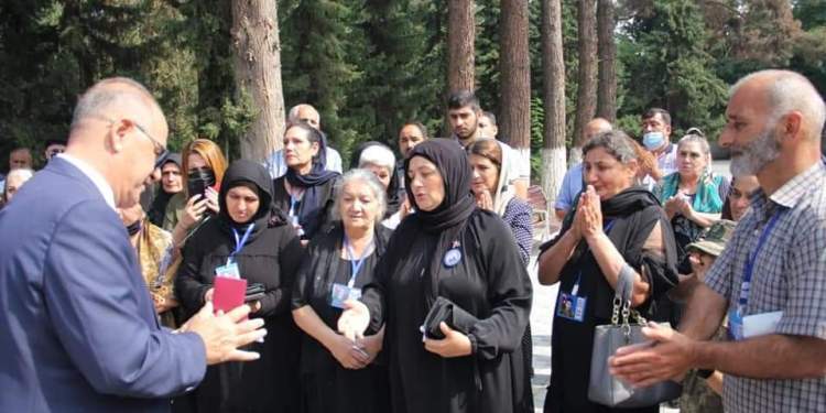 Göyçayın başçısından Prezidentə və şəhid ailəsinə qarşı saxtakarlıq – Foto