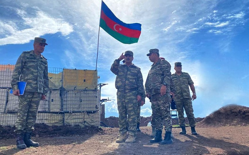 Zakir Həsənov şəxsi heyətin döyüş hazırlığının yüksəldilməsi ilə bağlı tapşırıqlar verib