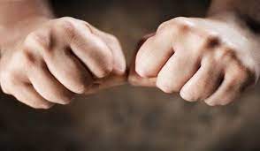 Bakıda dəhşət: 39 yaşlı kişini övladları döyə-döyə öldürdü