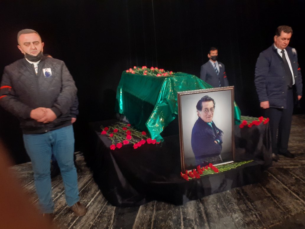 Xalq artisti Vaqif Şərifov son mənzilə yola salındı - FOTO