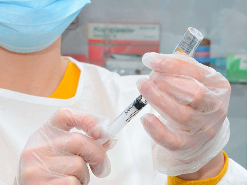 Azərbaycanda 12-15 yaşlı yeniyetmələrə vaksin vurulacaq