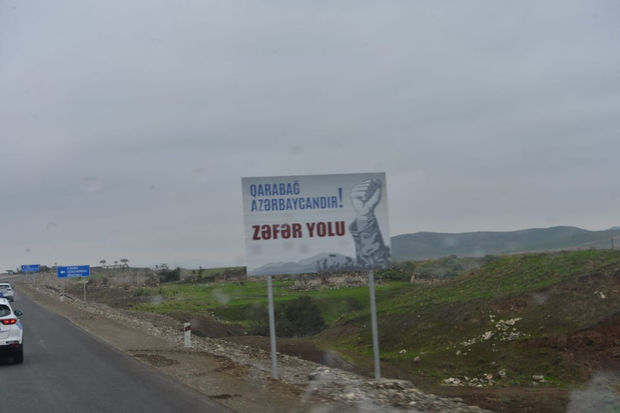 Diplomatik korpus nümayəndələrinin Şuşaya səfəri başladı - FOTO