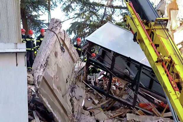 Число погибших при обрушении дома в Батуми выросло до пяти человек