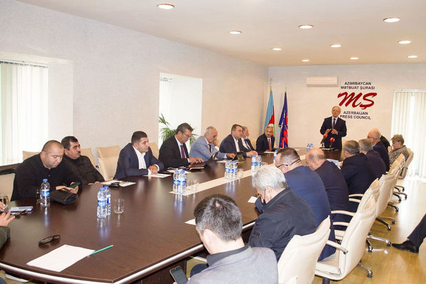 “Media və siyasi proseslərə baxış: peşə etikası və perspektiv vəzifələr” mövzusunda konfrans keçirildi - FOTO