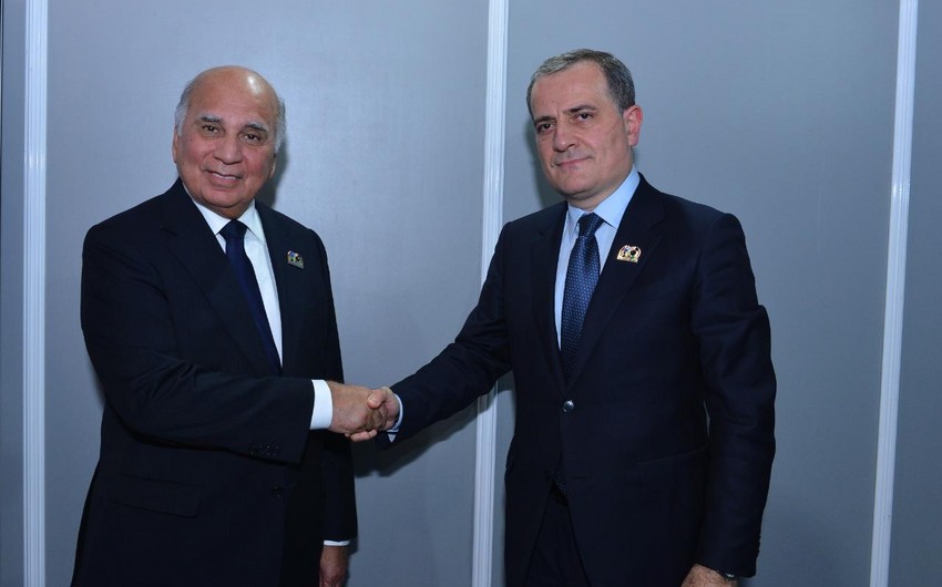 Ceyhun Bayramov iraqlı həmkarı ilə görüşüb