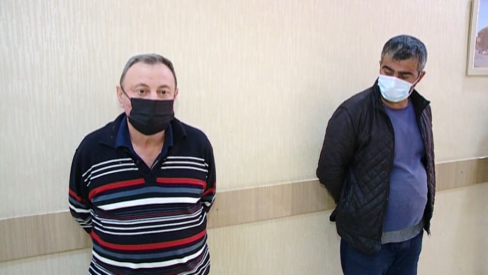 Gəncədə qanunsuz narkotik satmaqda və saxlamaqda şübhəli bilinən şəxslər saxlanılıb -FOTO