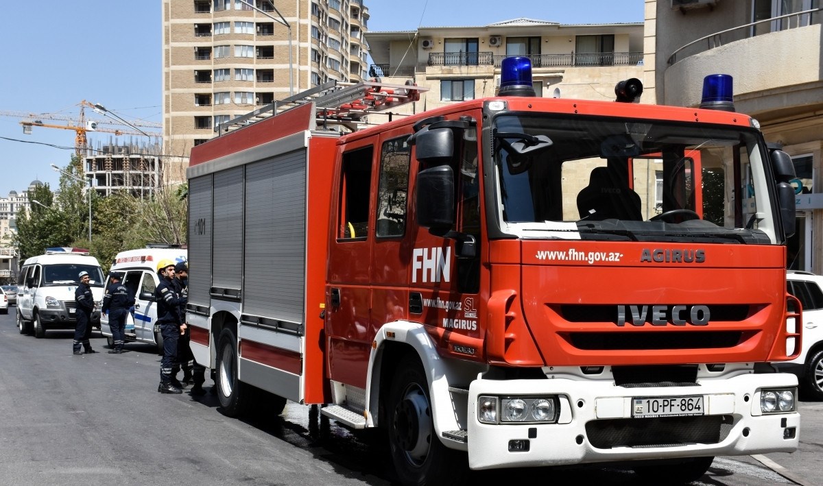 Masazırda binada yanğın olub