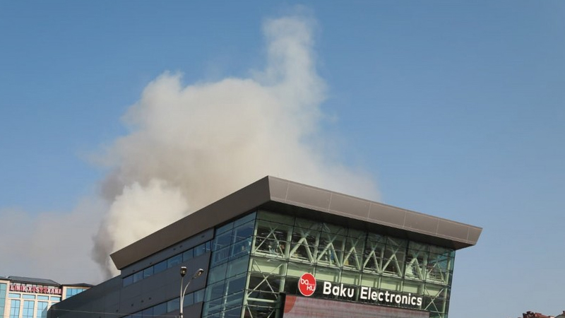 Heydər Əliyev prospektindən Ağa Nemətulla küçəsinə giriş məhdudlaşdırıldı (YENİLƏNİB)