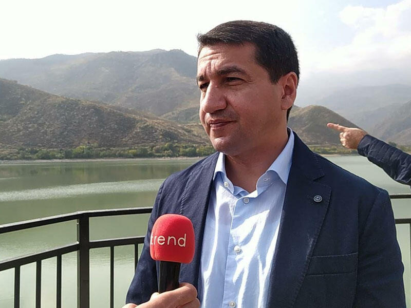 Hikmət Hacıyev: Ermənistan tərəfindən ciddi və pozitiv addımlar atılmalıdır