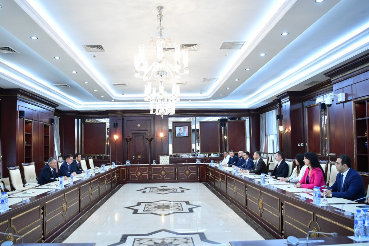 Əli Hüseynli Ukrayna Ali Radasının Azərbaycanla parlamentlərarası dostluq qrupunun üzvləri ilə görüşüb