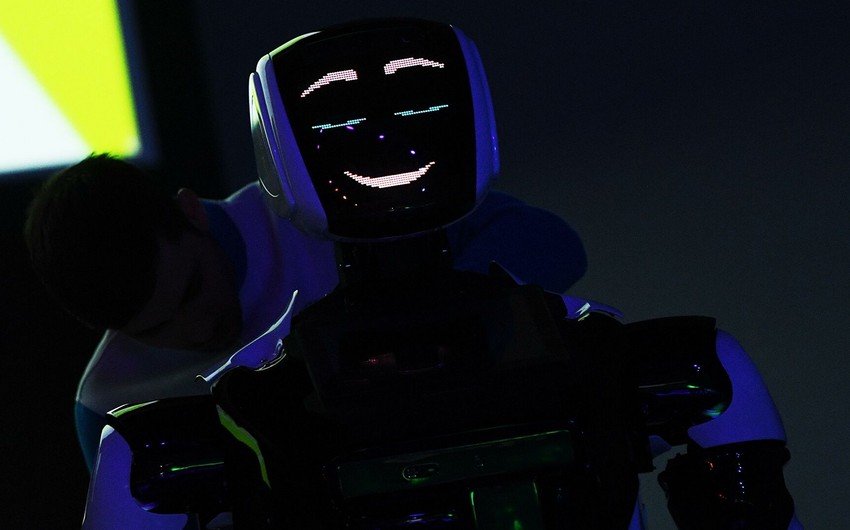 Rusiyada robotlar restoranlar, hava limanları və məktəblərdə işə götürüləcək