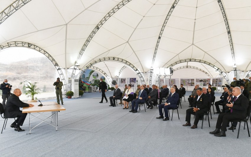 Dövlət başçısı: 