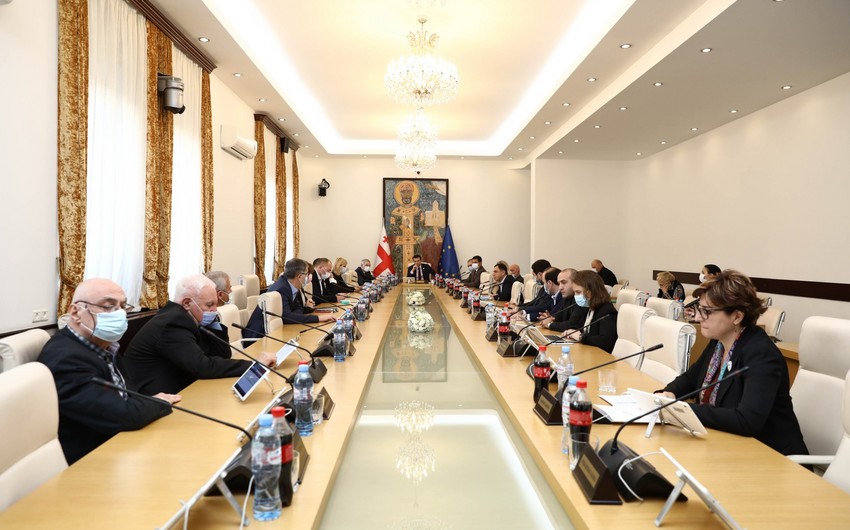 Gürcüstan parlamenti azərbaycanlıların soyadları ilə bağlı imzalara dair qərar qəbul edib