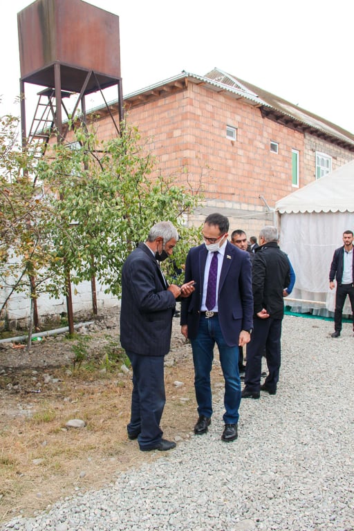Deputat Ramil Həsən şəhidimizin anma mərasimində iştirak edib