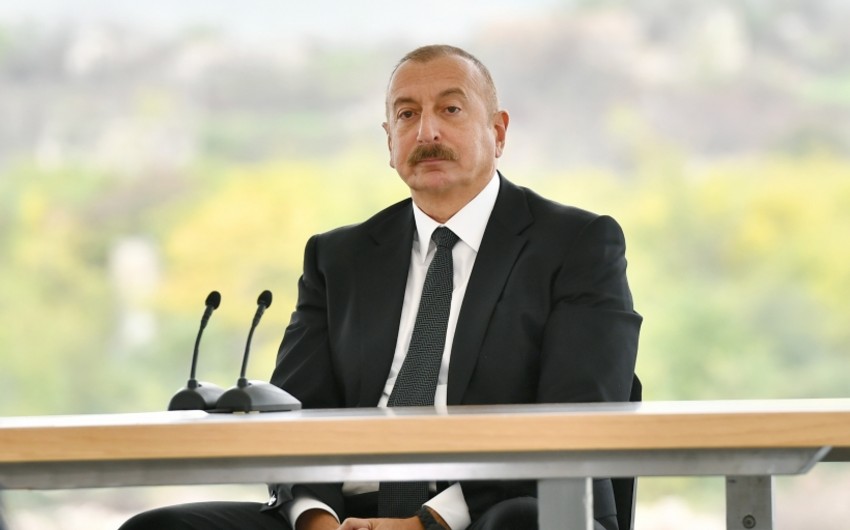 Dövlət başçısı: 