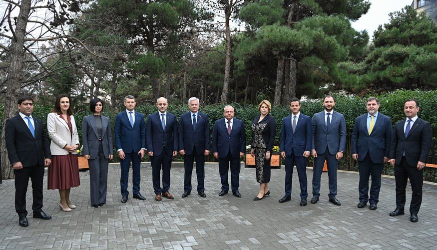 Вагит Алекперов принял участие в открытии нового головного офиса Yelo Bank