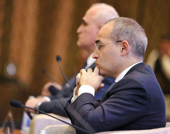 Министр экономики выступил на 7-м Всемирном инвестиционном форуме - ФОТО