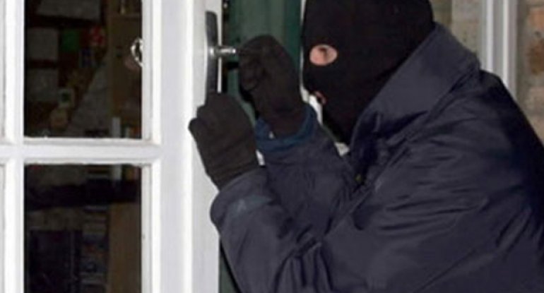 Oğrudan gözlənilməz addım - Ev sahibi qayıdanda gördü ki...