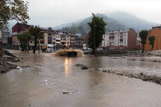 Проливные дожди стали причиной наводнения в Турции - ФОТО/ВИДЕО