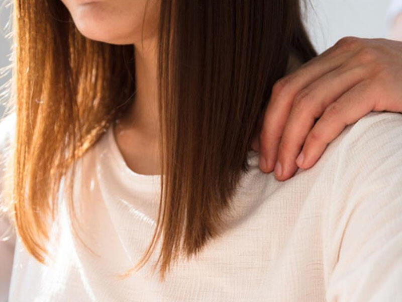 Bakıda 15 yaşlı qız “Instagram”da tora düşdü: Seksual zorakılığın qurbanı oldu