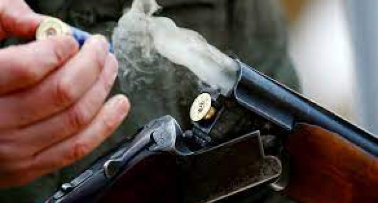 Sabirabad sakini qohumunu güllələyib